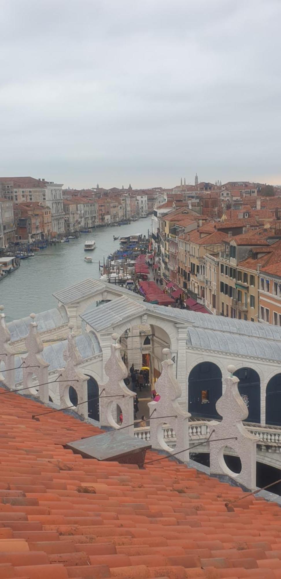 Large 3 Flat Rialto Venise